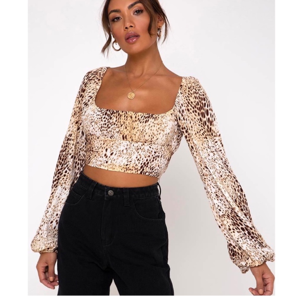 NWT MOTEL IRENE TOP IN CRINKLE SAND LEOPARD